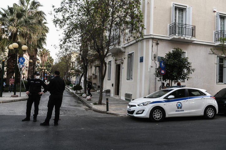 Οικογενειακή τραγωδία στο Κορωπί: Πατέρας σκότωσε τον γιο του – Η χρόνια προστριβή που όπλισε το χέρι του