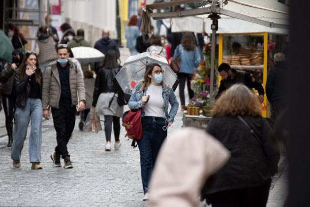 Η σειρά των 30-49 για εμβολιασμό – Πότε ανοίγει η πλατφόρμα ανά ηλικιακή ομάδα και ποιο εμβόλιο θα λάβουν