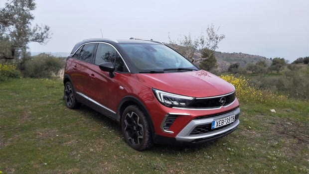 Οδηγούμε το φρεσκαρισμένο Opel Crossland 1.2 lt – 130 hp