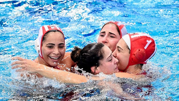 Αυγενάκης: “Μπράβο στις γυναίκες του Ολυμπιακού για την πρόκριση στον τελικό της Euroleague”