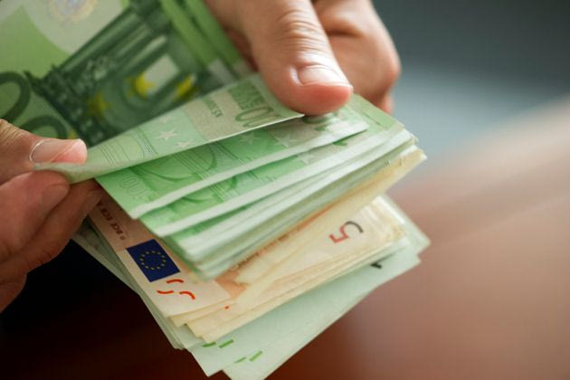 Τη Μ. Τετάρτη το Δώρο Πάσχα σε εργαζόμενους σε αναστολή – Πότε ξεκινά η καταβολή των συντάξεων