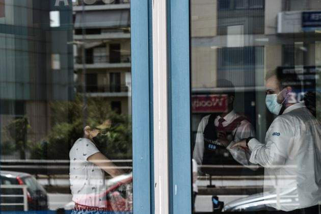 Θεσσαλονίκη: Προβληματισμός για τον θάνατο 44χρονης 14 ώρες μετά τον εμβολιασμό της με AstraZeneca