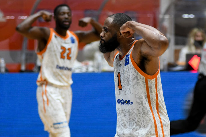 Προμηθέας – Λαύριο 68-66: Νίκη στα 0.9″ για τους Πατρινούς και 2-0 στα ημιτελικά