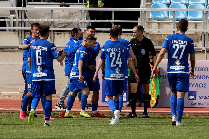 Football League: Τριπλή ισοβαθμία στην κορυφή του βορείου ομίλου, ανέβηκε δεύτερη η Καλλιθέα στο νότιο