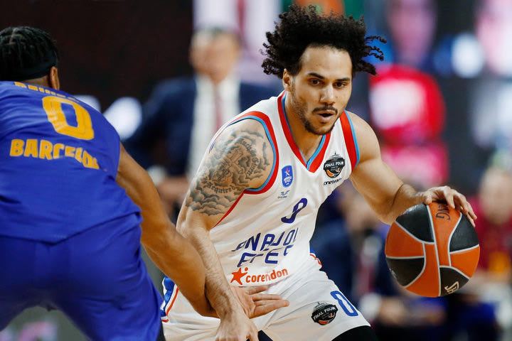 Ο Αταμάν και οι Splash Brothers της Εφές