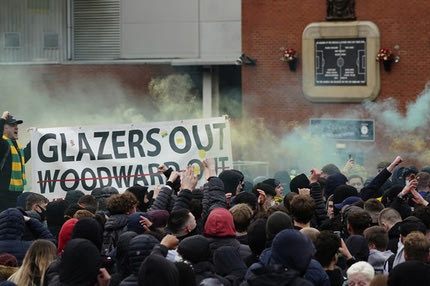 Μάντσεστερ Γιουνάιτεντ: Το video της έντασης έξω απ’ το “Ολντ Τράφορντ”, δύο συλλήψεις φιλάθλων