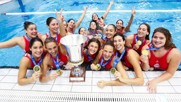 Σήκωσε τον 16ο διεθνή τίτλο ο Ολυμπιακός, 52ο τρόπαιο για την Ελλάδα
