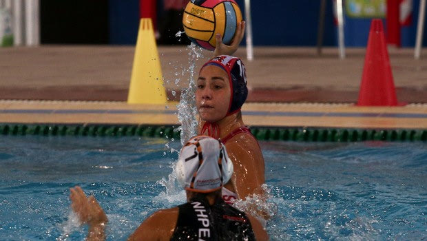 Α’ Εθνική πόλο γυναικών: Συνέχισε το απόλυτο ο Ολυμπιακός, ανθοδέσμη στις πρωταθλήτριες Ευρώπης