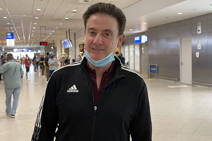 Η άφιξη του Πιτίνο στην Αθήνα: “Θα μιλήσω με τον Σπανούλη, οι παίκτες του Ολυμπιακού στην Εθνική”