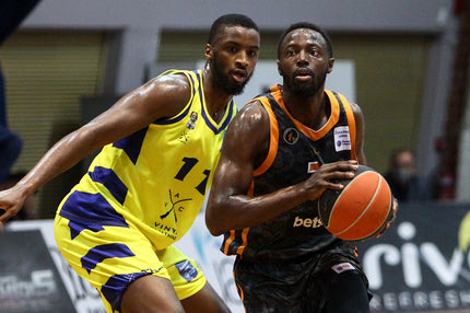 Το μπασκετικό πρόγραμμα της ημέρας: Λαύριο – Προμηθέας για μία θέση στους τελικούς