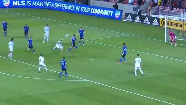 MLS: Ο Ρούμπιο Ρουμπίν πέτυχε το γκολ της χρονιάς με εντυπωσιακό ανάποδο ψαλίδι