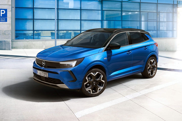 Ανανεώθηκε το Opel Grandland