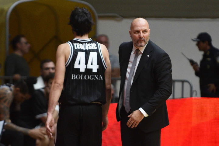 Αρμάνι Μιλάνο – Βίρτους Μπολόνια 72-83: Νέος θρίαμβος και 0-2 στους τελικούς της Ιταλίας