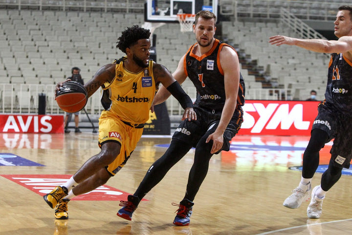 ΑΕΚ – Προμηθέας 95-72: Κιτρινόμαυρη η τρίτη θέση στο αποχαιρετιστήριο ματς του Γιατρά