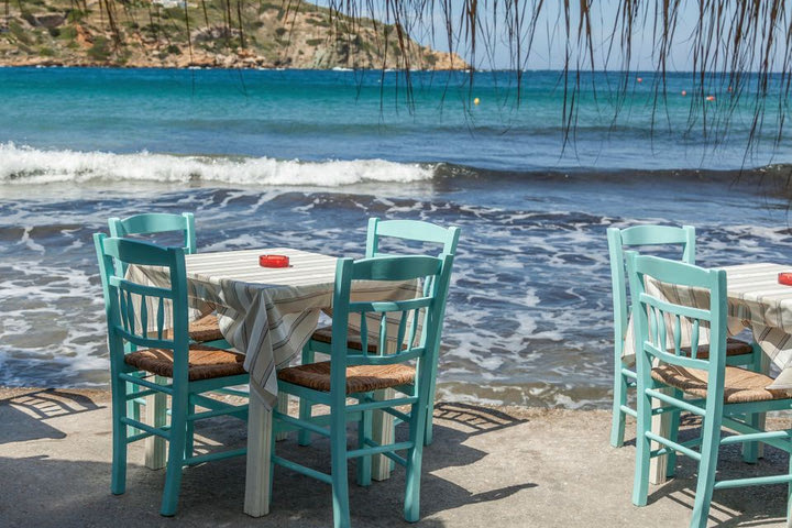 Μια σχεδόν μονοήμερη εκδρομή στη Σύρο, πέντε εμβόλια και ένα χαμένο πλοίο