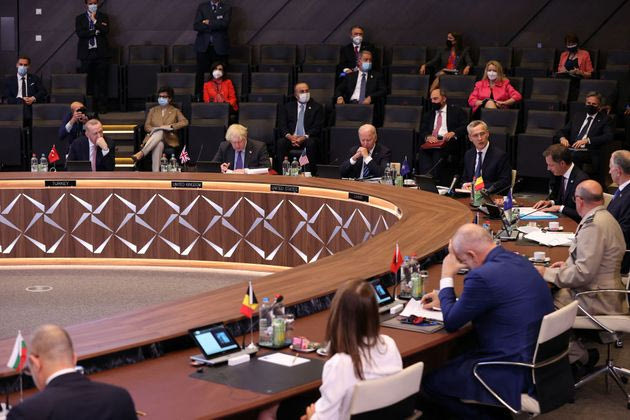 Ετοιμο το ΝΑΤΟ να απαντήσει στρατιωτικά αν δεχτεί επίθεση από το διάστημα