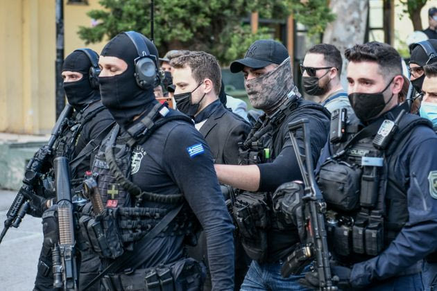 Γιατί δεν έπιασαν από την πρώτη στιγμή τον σύζυγο της Καρολάιν ενώ αρκετοί τον είχαν υποψιαστεί