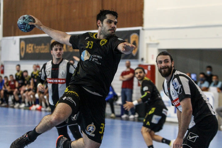 Handball Premier: Αρχίζουν οι μάχες των τελικών ανάμεσα σε ΑΕΚ και ΠΑΟΚ