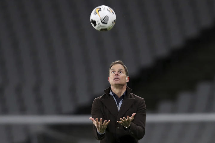 Ο τρίτος Όμιλος του Euro σε ένα λεπτό: Η επιστροφή της Ολλανδίας