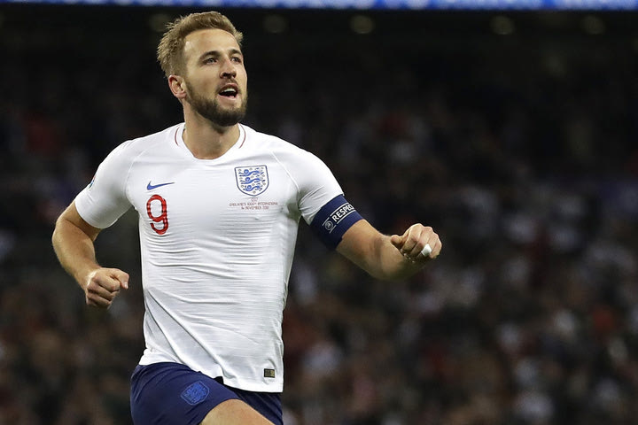 Οι ασίστ του Έρικσεν, τα τρία ροτβάιλερ και ο Χάρι Κέιν