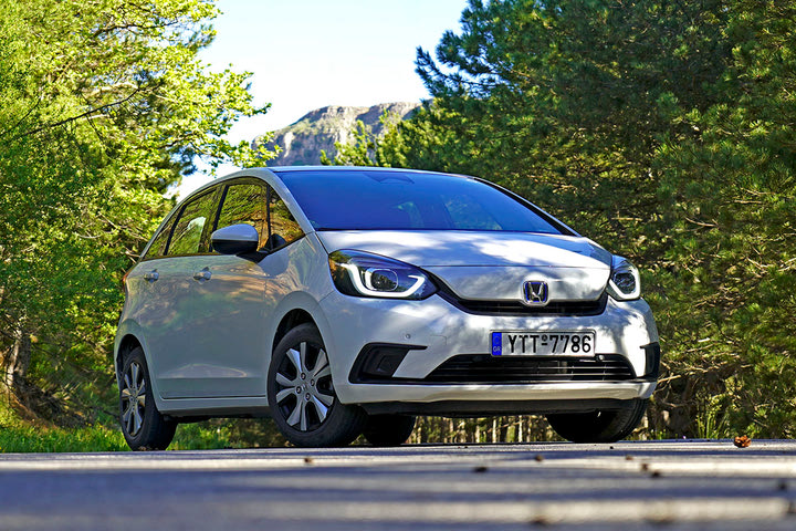 Στο δρόμο με το υβριδικό Honda Jazz e: HEV