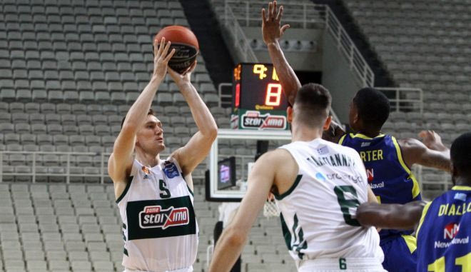 Καταπληκτικός από την περιφέρεια ο Τι Τζέι Μπρέι, απέναντι στο Λαύριο