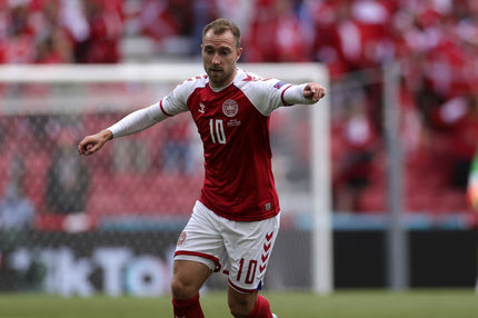 Έρικσεν: Πήρε εξιτήριο απ’ το νοσοκομείο, επισκέφθηκε τους συμπαίκτες του