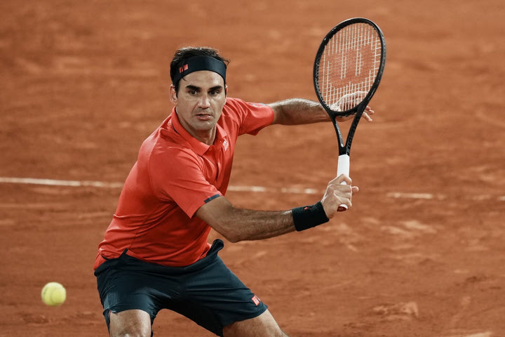 Roland Garros: Ο Φέντερερ προκρίθηκε στους “16” μετά από τρομερό ματς με τον Κέπφερ