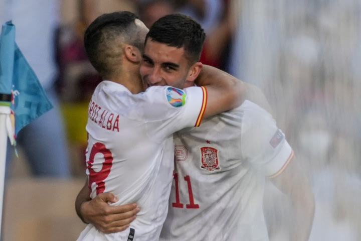 S24 Euro 2020, Σλοβακία – Ισπανία: Η φοβερή κομπίνα των Ισπανών και το τακουνάκι του Φεράν Τόρες για το 0-4