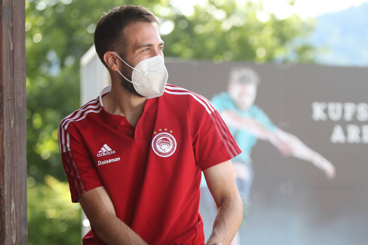 Οι πρώτες φωτογραφίες του Φορτούνη μετά τον τραυματισμό, τη Δευτέρα (28/6) επιστρέφει στην Αθήνα