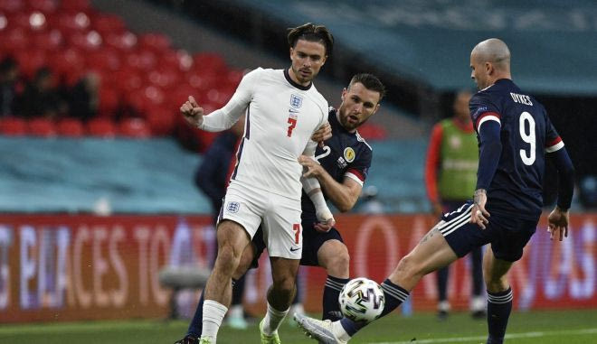 Euro 2020, Αγγλία – Σκωτία: Το πέναλτι που ζήτησε ο Στέρλινγκ σε πάτημα του Ρόμπερτσον