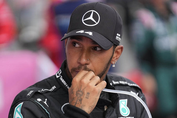 Χάμιλτον: “Δεν έχουμε ελπίδες χωρίς αναβάθμιση της W12”