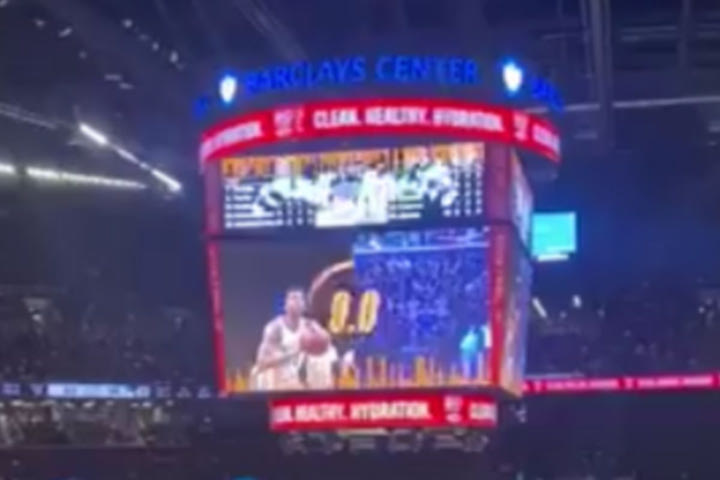 Οι Νετς έβαζαν χρονόμετρο στο Jumbotron όποτε εκτελούσε βολές ο Αντετοκούνμπο για να τον πιέσουν