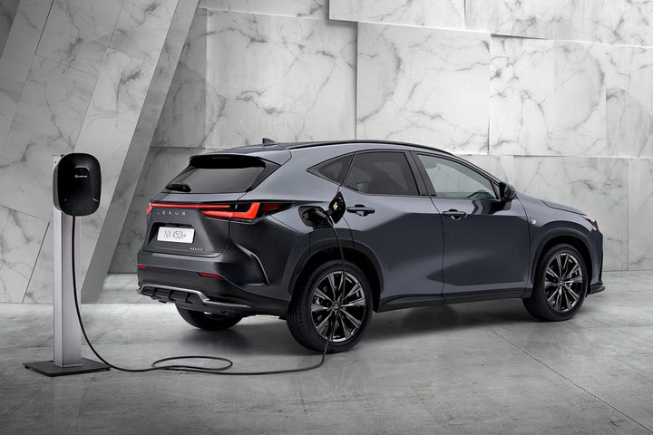 Νέο Lexus NX και για πρώτη φορά σε Plug-in υβριδική έκδοση