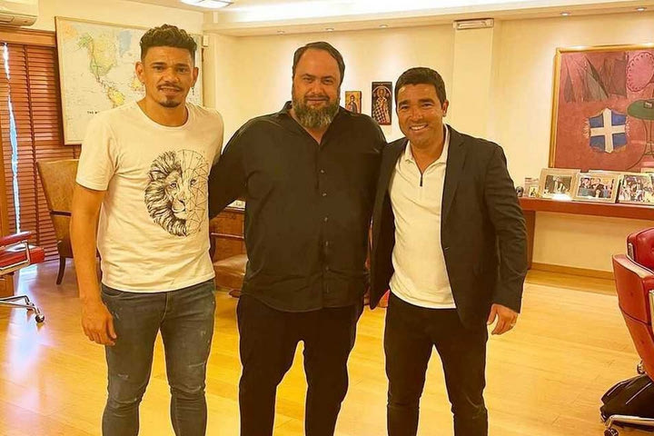 Ολυμπιακός: Η φωτογραφία του Μαρινάκη με τον Τικίνιο και τον Ντέκο