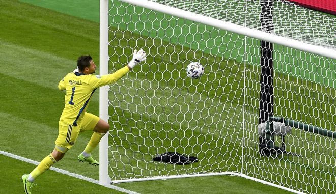 Euro 2020, Σκωτία – Τσεχία: Οι δύο διαδοχικές επεμβάσεις του Μάρσαλ