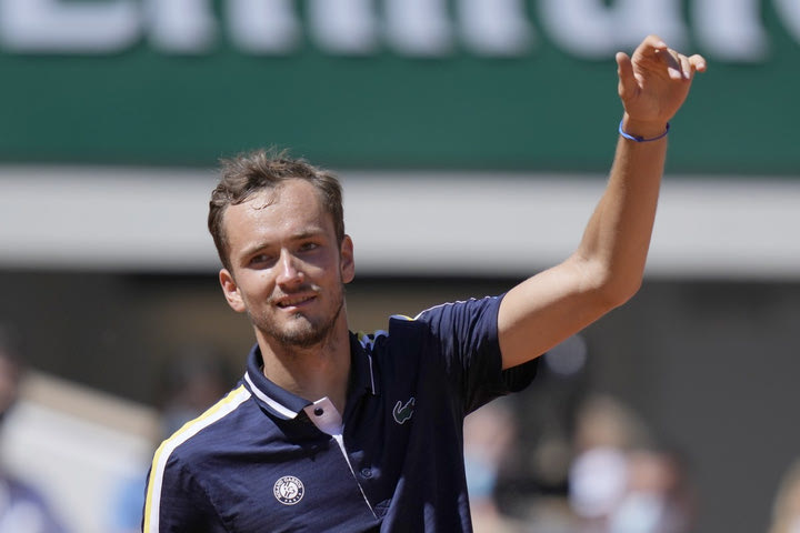 US Open: Φουριόζος ο Μεντβέντεφ, νίκησε 3-0 τον Κέπφερ και προκρίθηκε στον τρίτο γύρο