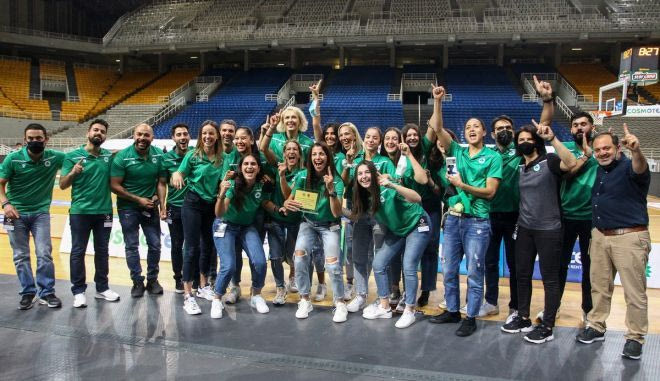 Η ΚΑΕ Παναθηναϊκός τίμησε τη γυναικεία ομάδα μπάσκετ