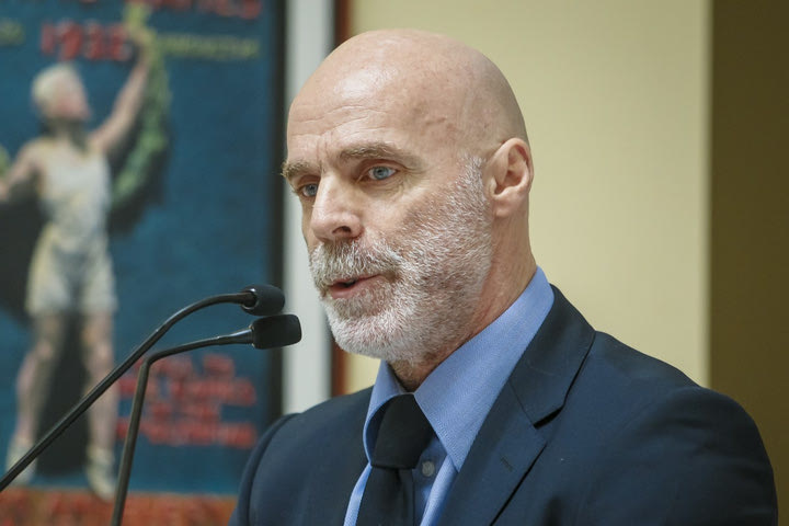 Ο Λεωνίδας Παπαβασιλάκης στο SPORT24: “Οι ομάδες με επιρροή πρέπει να παίρνουν θέση στα κοινωνικά προβλήματα”
