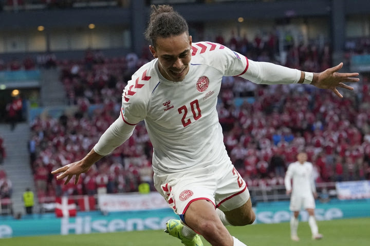 Euro 2020, Ρωσία – Δανία: Τραγικό λάθος του Κουντριασόφ και 0-2 ο Πόουλσεν