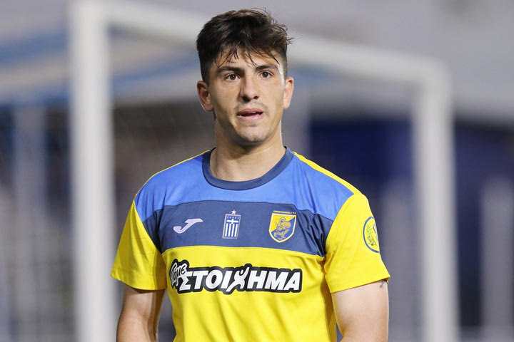 Ο Ρουμπουλάκου επιστρέφει στη Super League