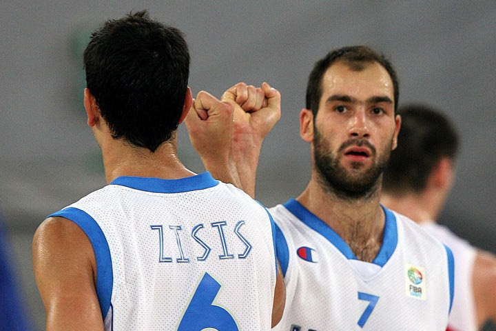 Το post του Σπανούλη για την απόσυρση του Ζήση