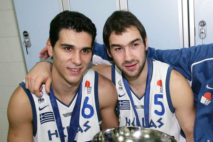 Οι ανέκδοτες ιστορίες του Νίκου Ζήση στο SPORT24 για τον Σπανούλη: “Ο Μπίλης με κούρεψε γουλί”