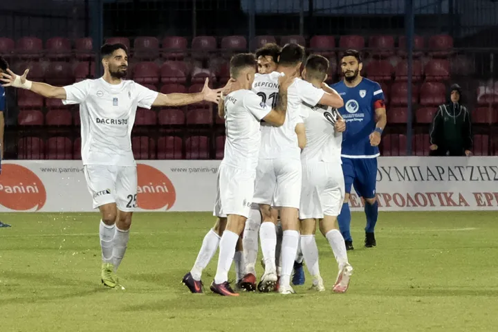 Football League: Πρώτη η Βέροια, υποβιβάστηκε στη Γ’ Εθνική ο Απόλλων Πόντου