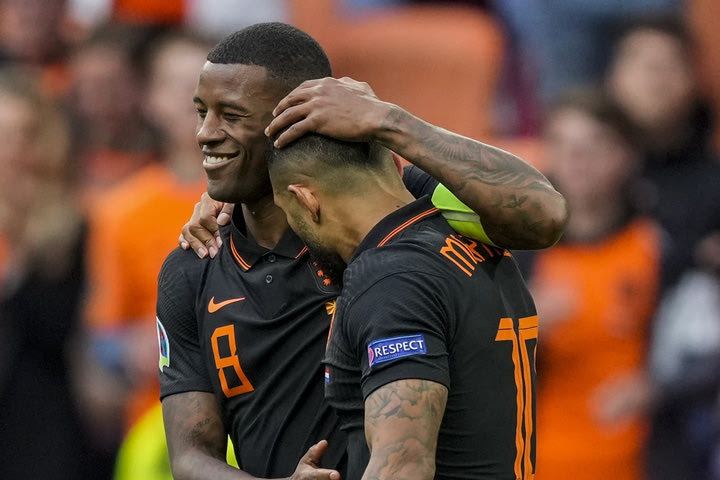 Euro 2020, Βόρεια Μακεδονία – Ολλανδία 0-3: Έκαναν το τρία στα τρία οι “οράνιε” με πρωταγωνιστή τον Βαϊνάλντουμ
