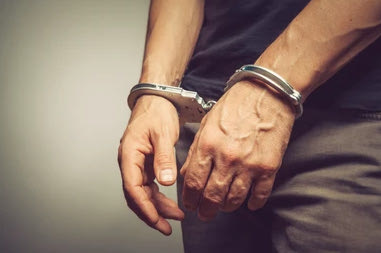 “Έμαθα ότι με ψάχνετε” είπε στους αστυνομικούς ο 47χρονος που πυροβόλησε τον αδερφό του στην Κηφισιά