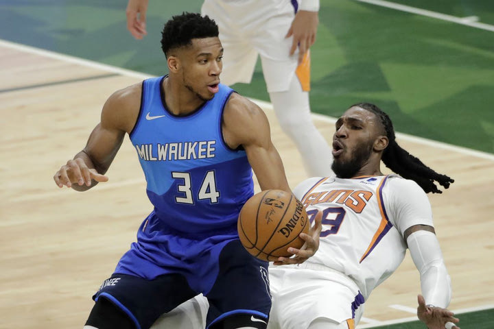 NBA Finals: Ξεκινούν οι τελικοί ανάμεσα σε Σανς και Μπακς