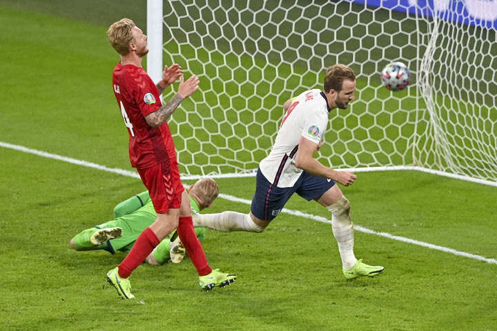 Euro 2020: Τα καυστικά πρωτοσέλιδα των ιταλικών εφημερίδων για την πρόκριση της Αγγλίας