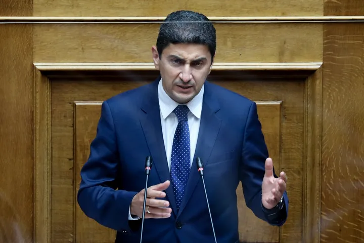 Αυγενάκης: “Στην Ολιστική Μελέτη ενσαρκώνεται η ελπίδα για την αναστροφή της άσχημης κατάστασης στο ποδόσφαιρό μας”