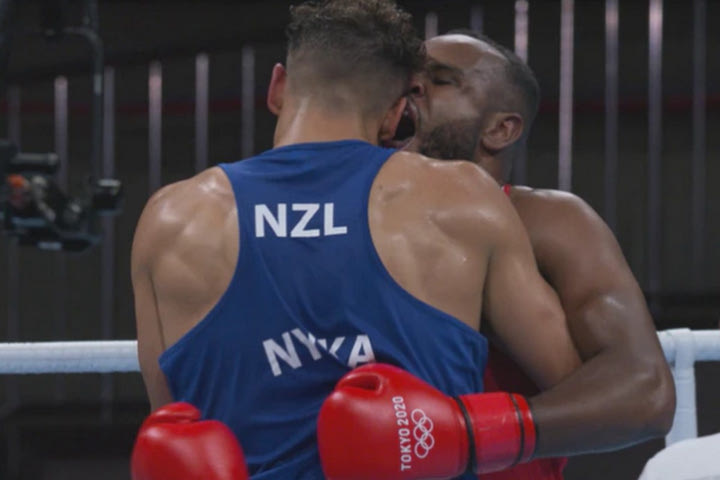 Ολυμπιακοί Αγώνες – Πυγμαχία: Αποβλήθηκε ο Μαροκινός που προσπάθησε να δαγκώσει αντίπαλο